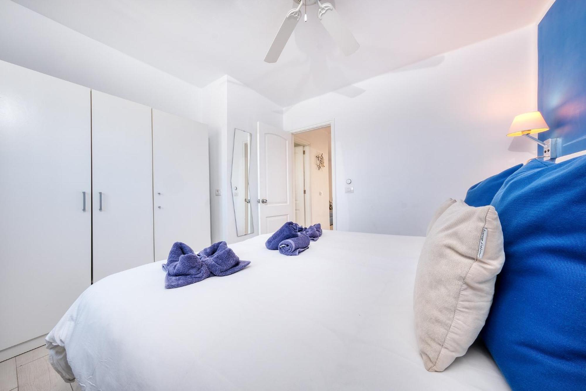 Apartment La Vela Azul -Pool & Tennis - Free Ac &Good Wifi- Smart Tv ปูแอร์โตเดลคาร์เมน ภายนอก รูปภาพ
